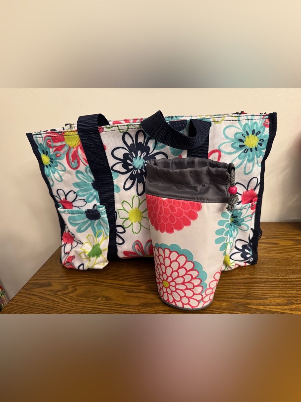 Thirty-One Organizing Utility Tote & Matching Thermal Bag Set Loopsy Daisy